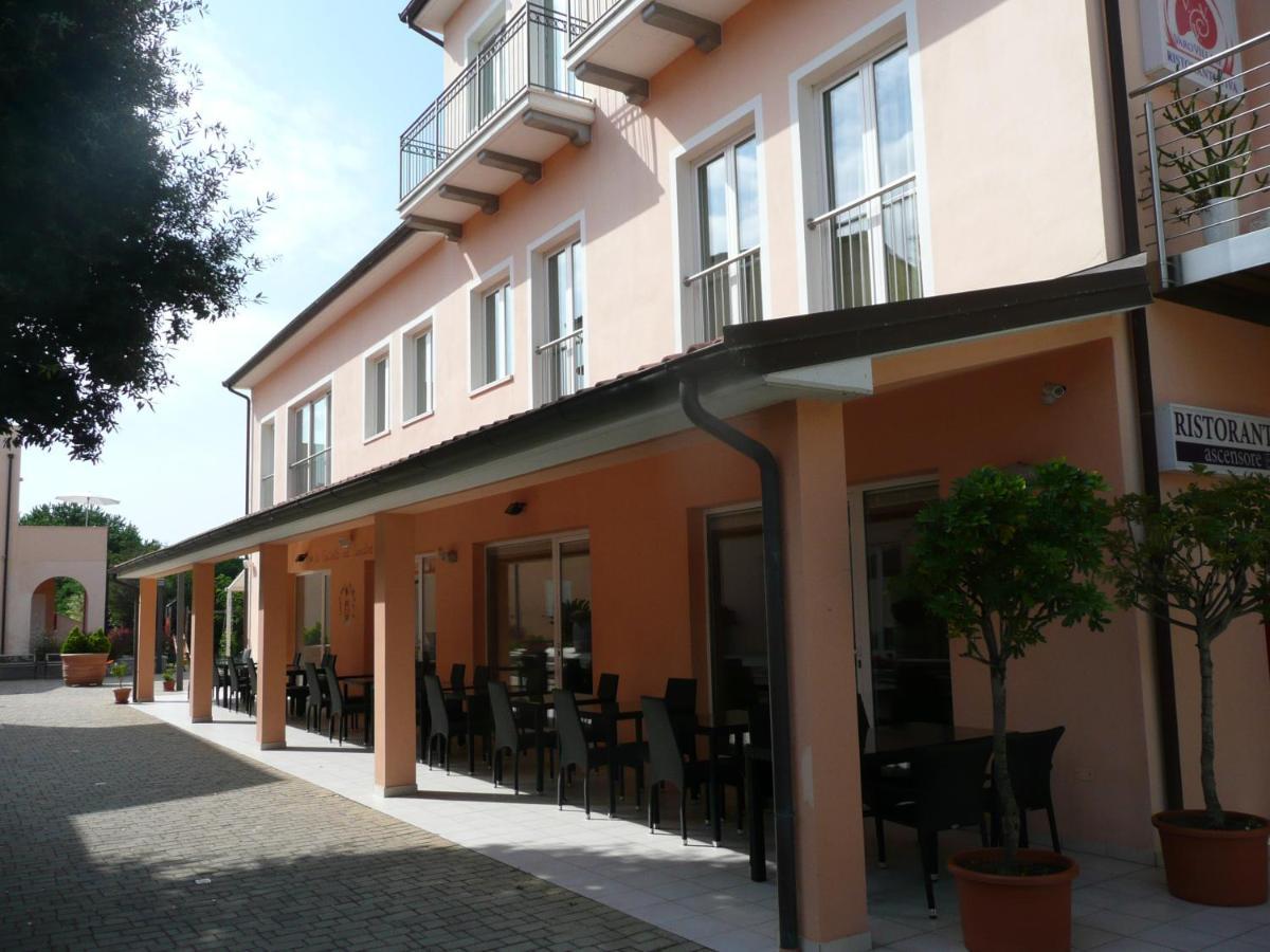Bolgheri Marina Resort Marina Di Bibbona Exterior foto