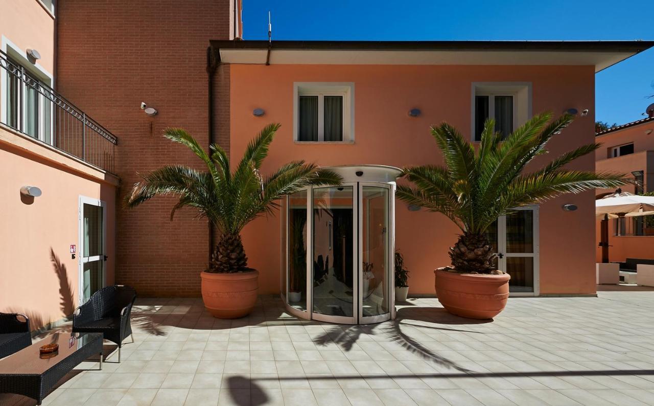 Bolgheri Marina Resort Marina Di Bibbona Exterior foto